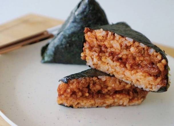 Kimchi Kimbab Triangle (Vegan)